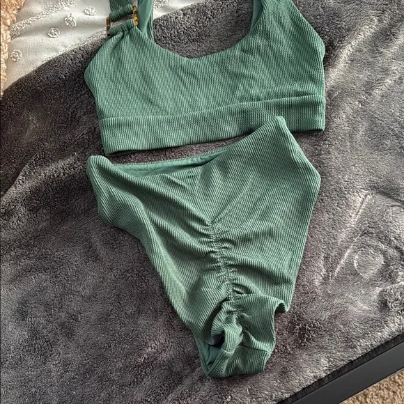 Toluca Green Ribbed Bikini Set - Picture 2 of 2